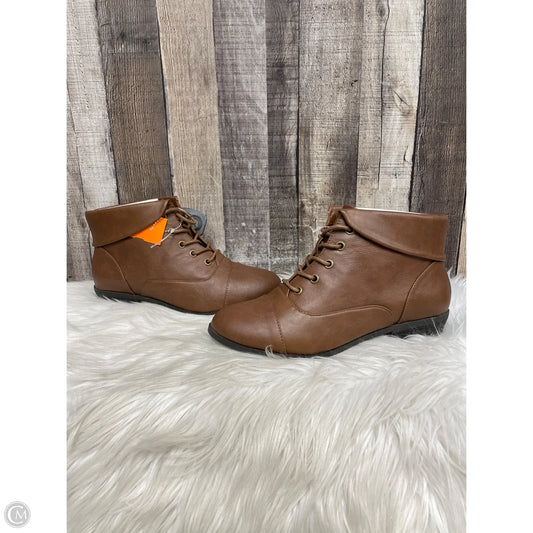 Boots Ankle Flats By Comfortview In Brown, Size: 9