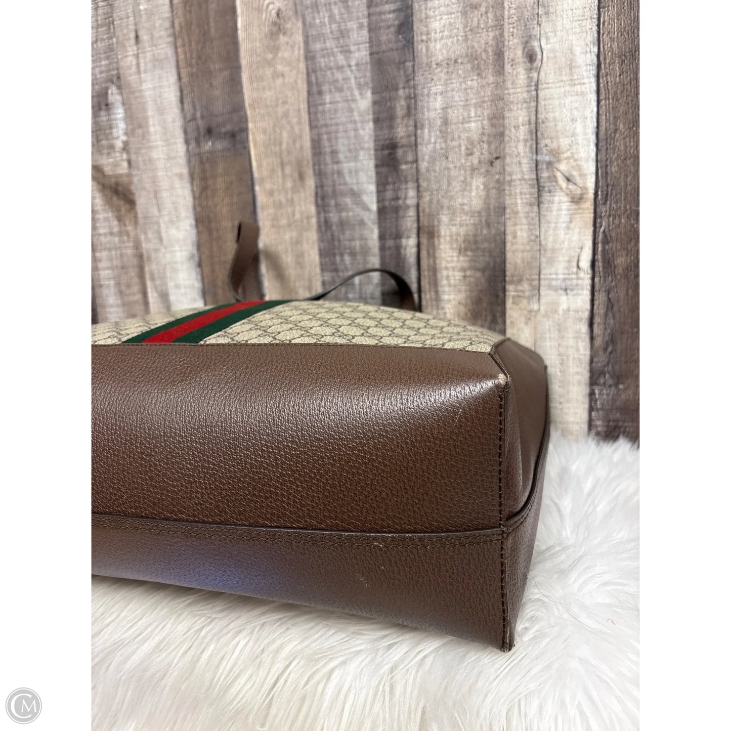 Handbag Luxury Designer By Gucci, Size: Large