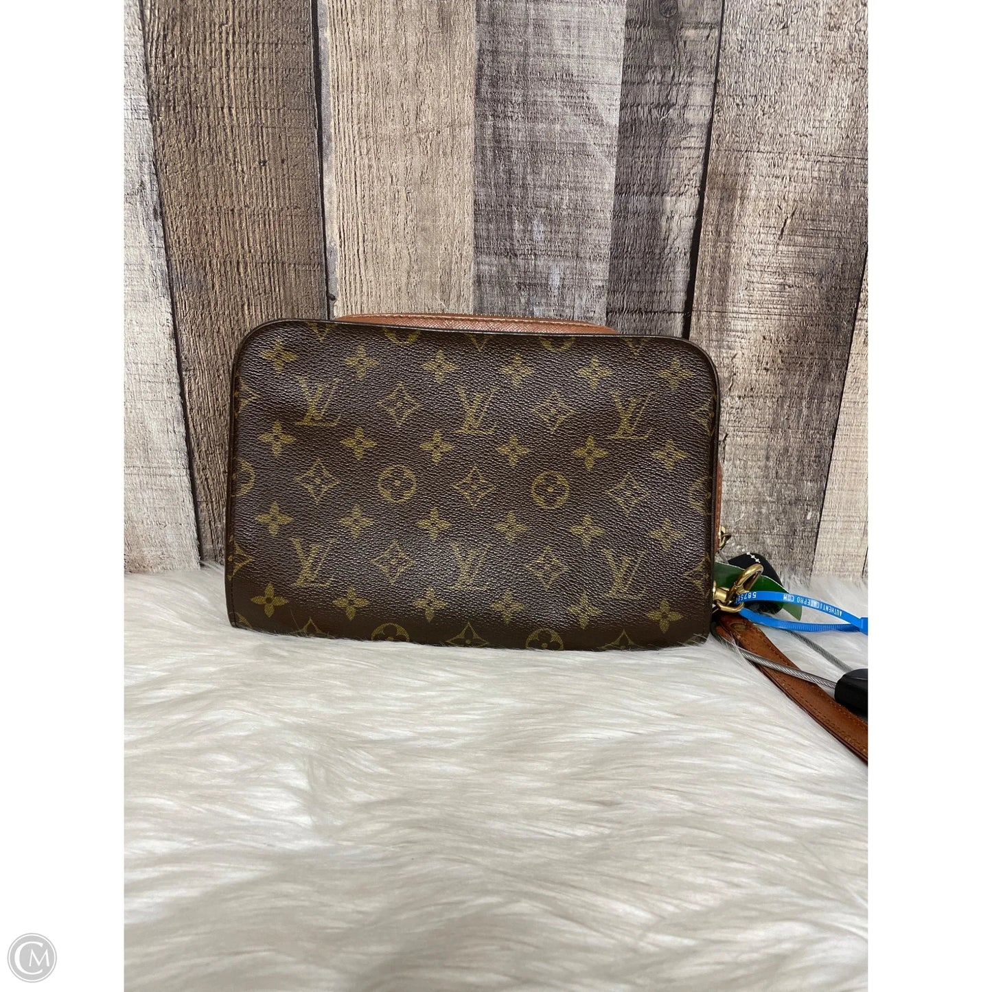 Clutch Luxury Designer By Louis Vuitton, Size: Medium