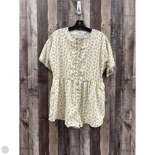 Top Short Sleeve By Missguided In Multi-colored, Size: 2