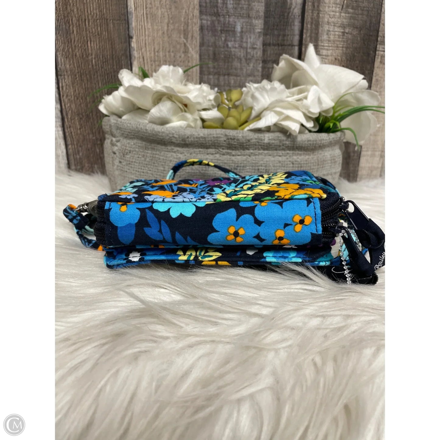 Crossbody By Vera Bradley, Size: Small