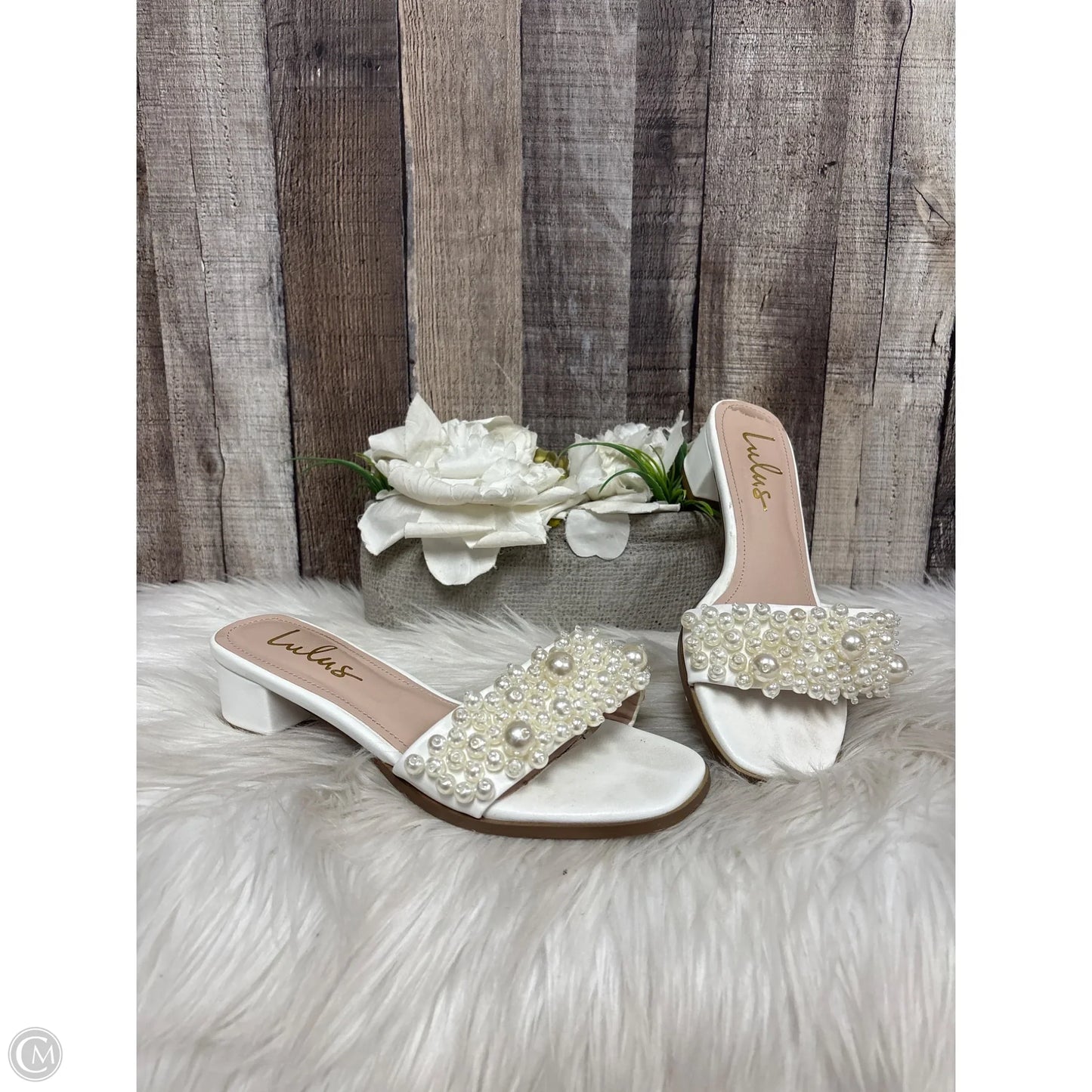 Sandals Flats By Lulus In White, Size: 6.5