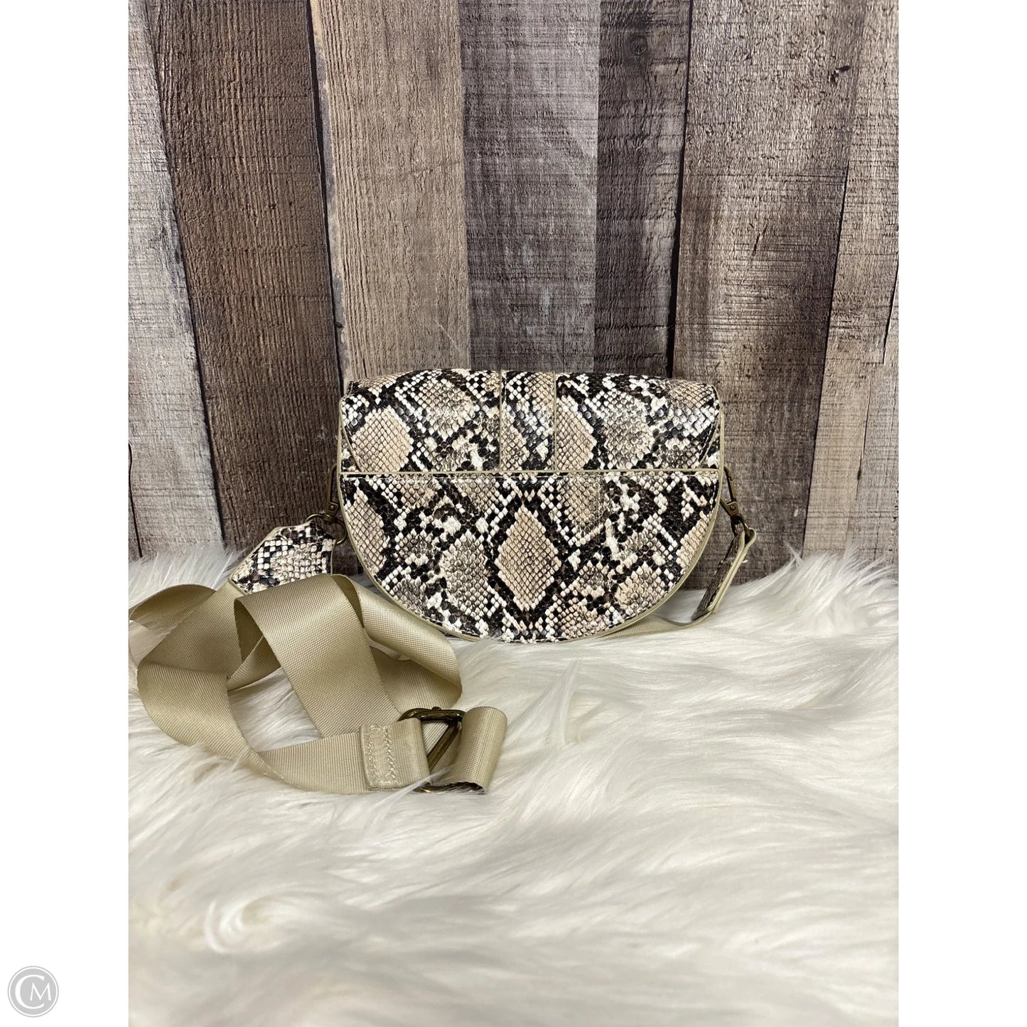 Crossbody By Cme, Size: Small