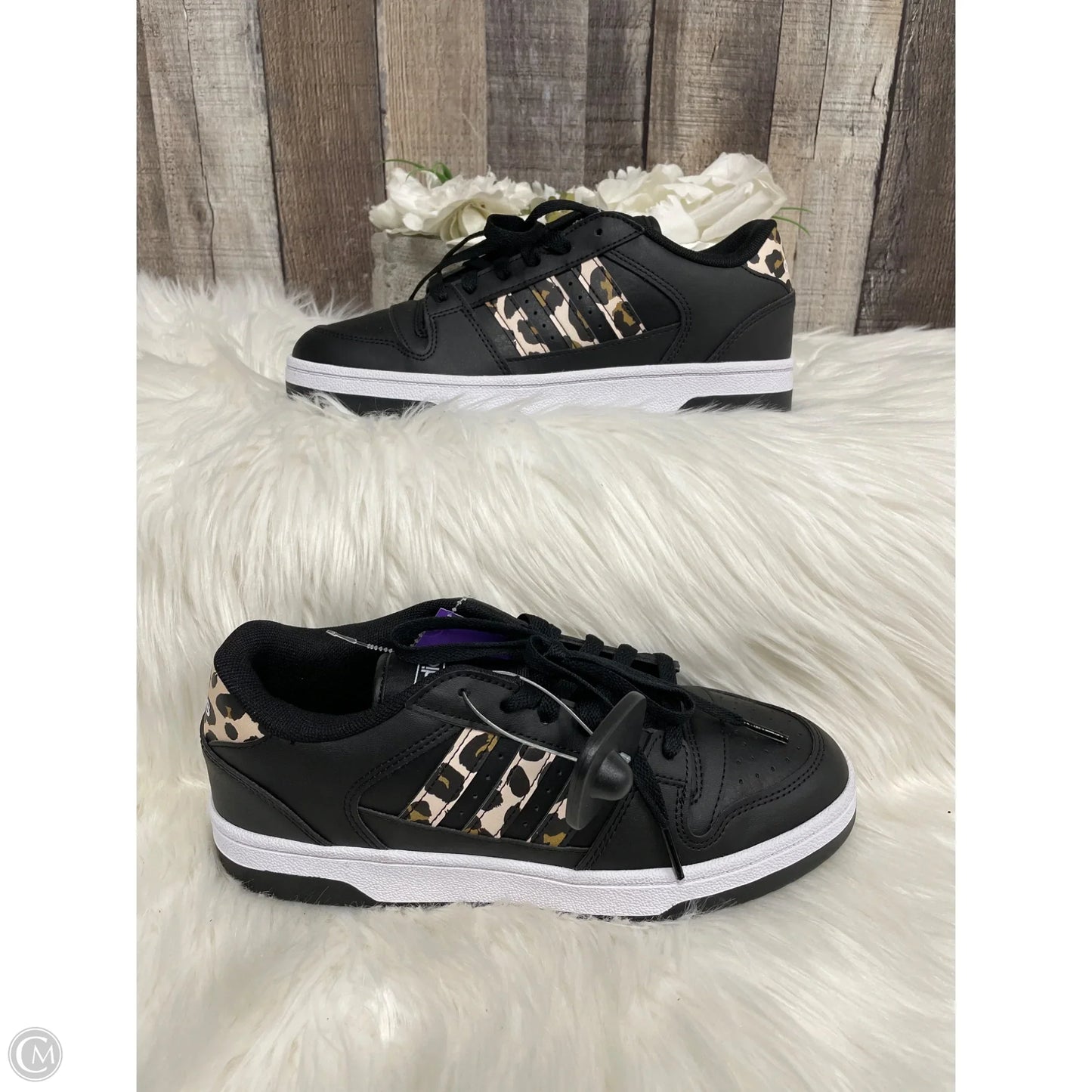 Shoes Athletic By Adidas In Black, Size: 8