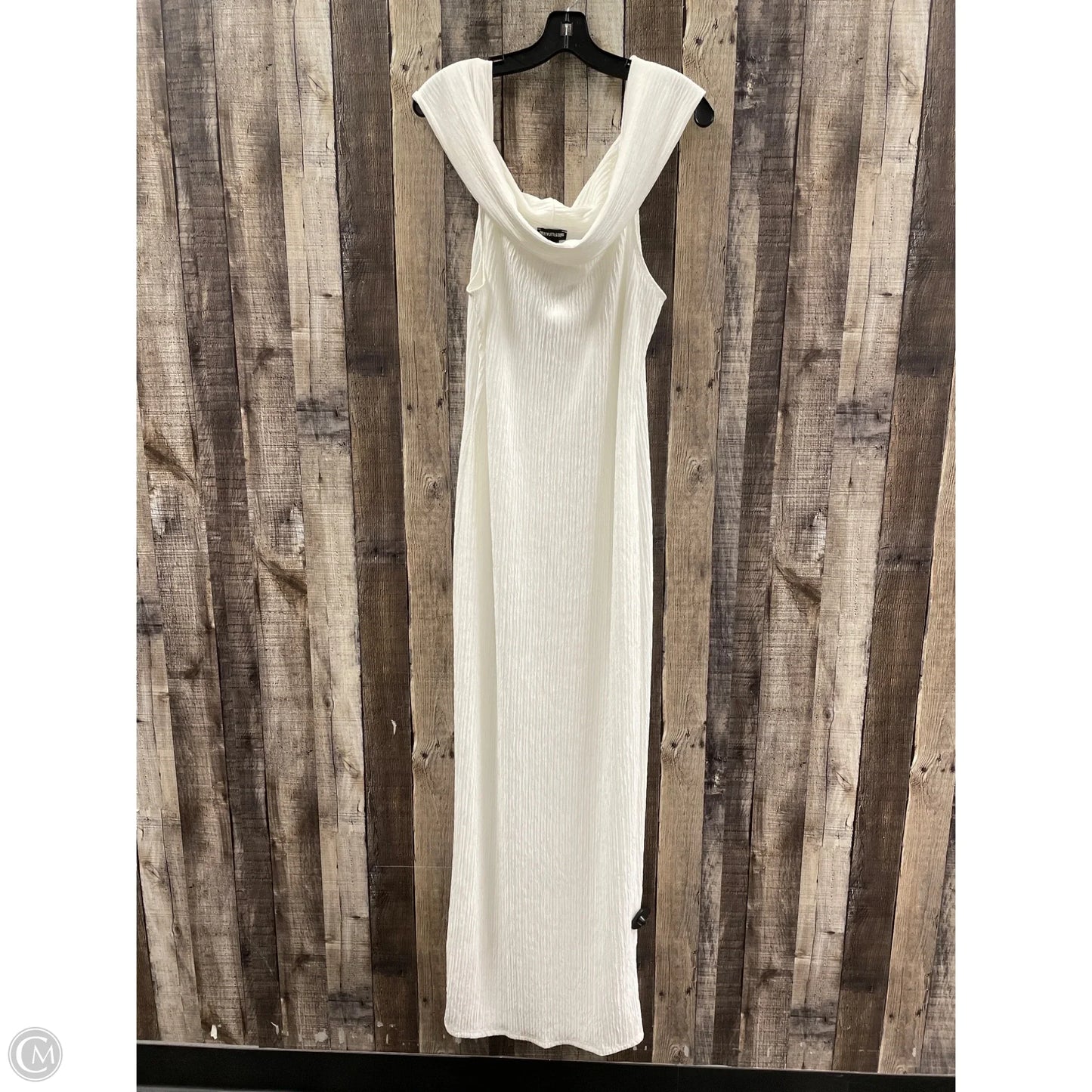 Dress Casual Maxi By Pretty Little Thing In White, Size: 12
