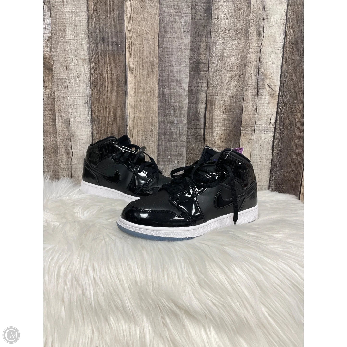 Shoes Luxury Designer By Jordan In Black, Size: 9