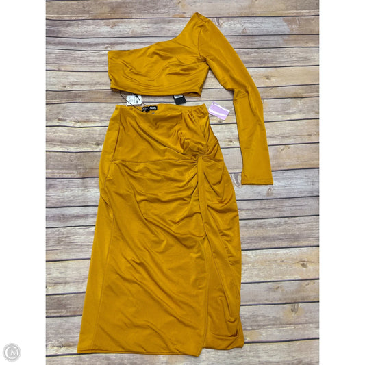 Skirt Suit 2pc By Fashion Nova In Gold, Size: S