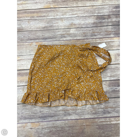 Skirt Mini & Short By Cme In Yellow, Size: L