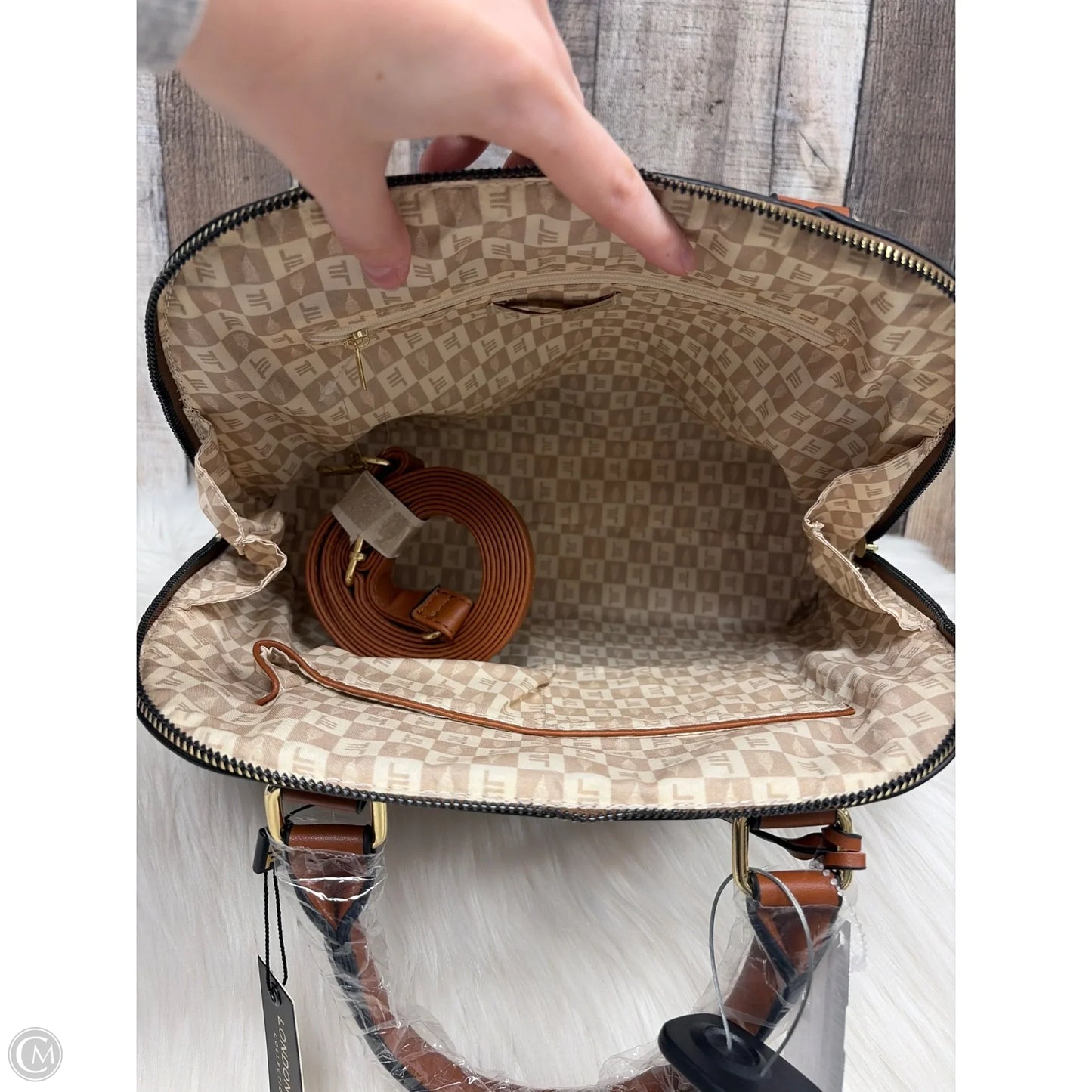 Handbag By London Fog, Size: Medium