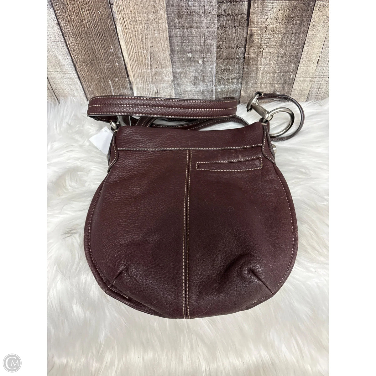Crossbody Leather By Makowsky, Size: Medium