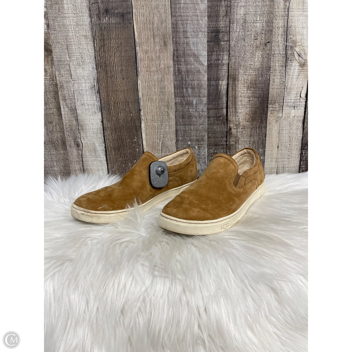 Shoes Designer By Ugg In Tan, Size: 10