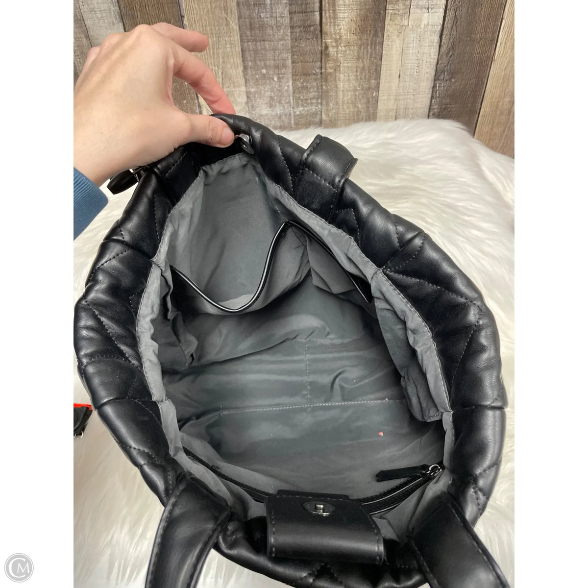 Handbag By Simply Vera, Size: Medium