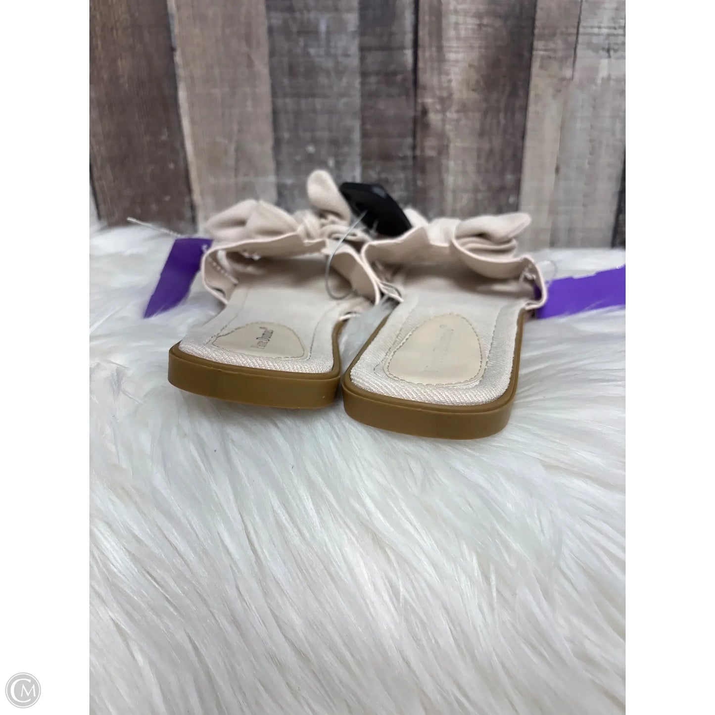 Sandals Flats By Pierre Dumas In Cream, Size: 10