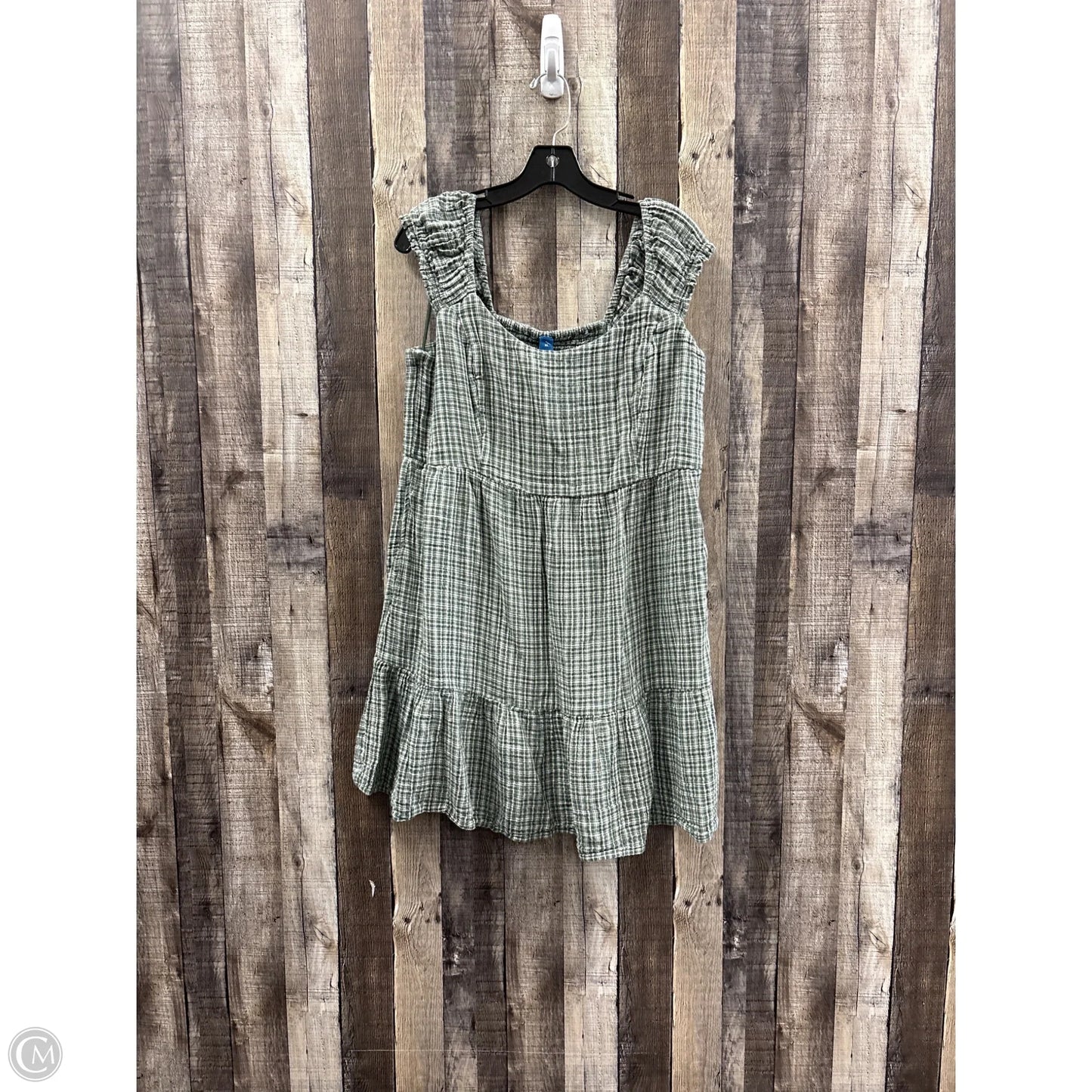 Dress Casual Short By Old Navy In Green, Size: Xl