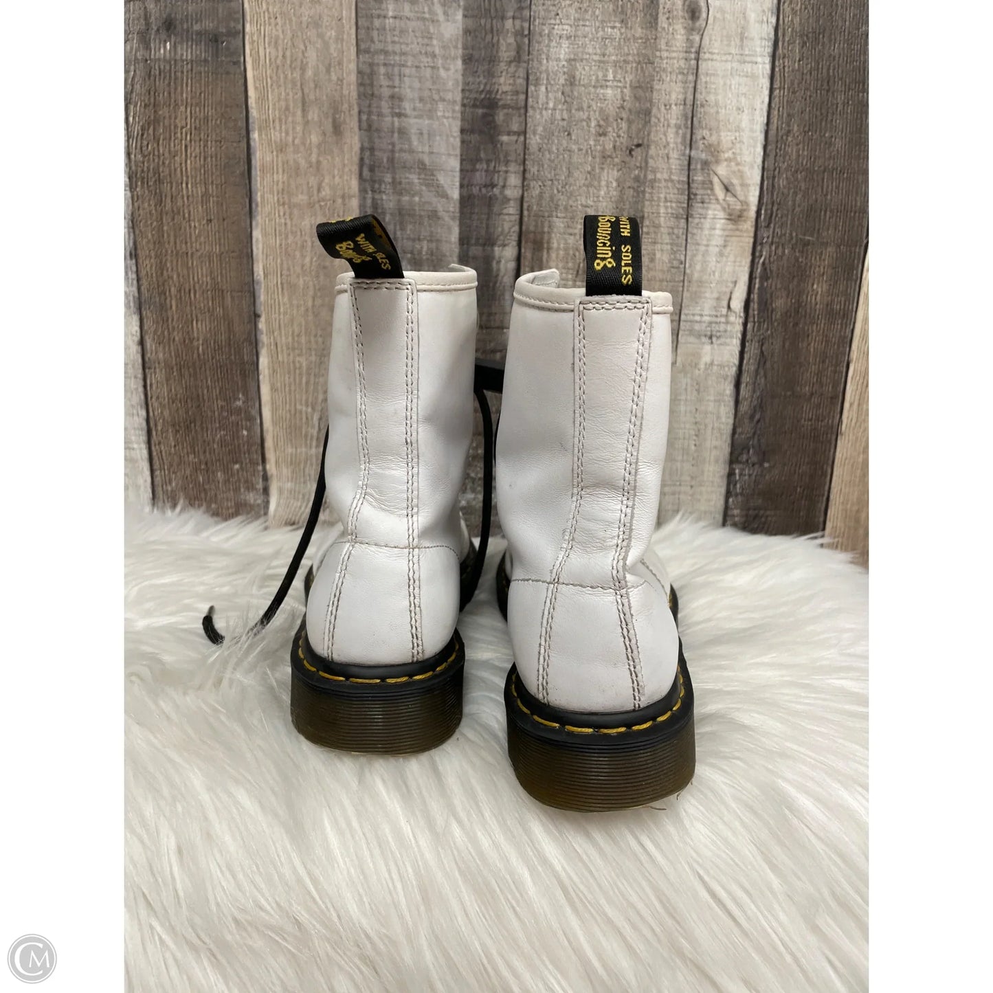 Boots Leather By Dr Martens In White, Size: 8