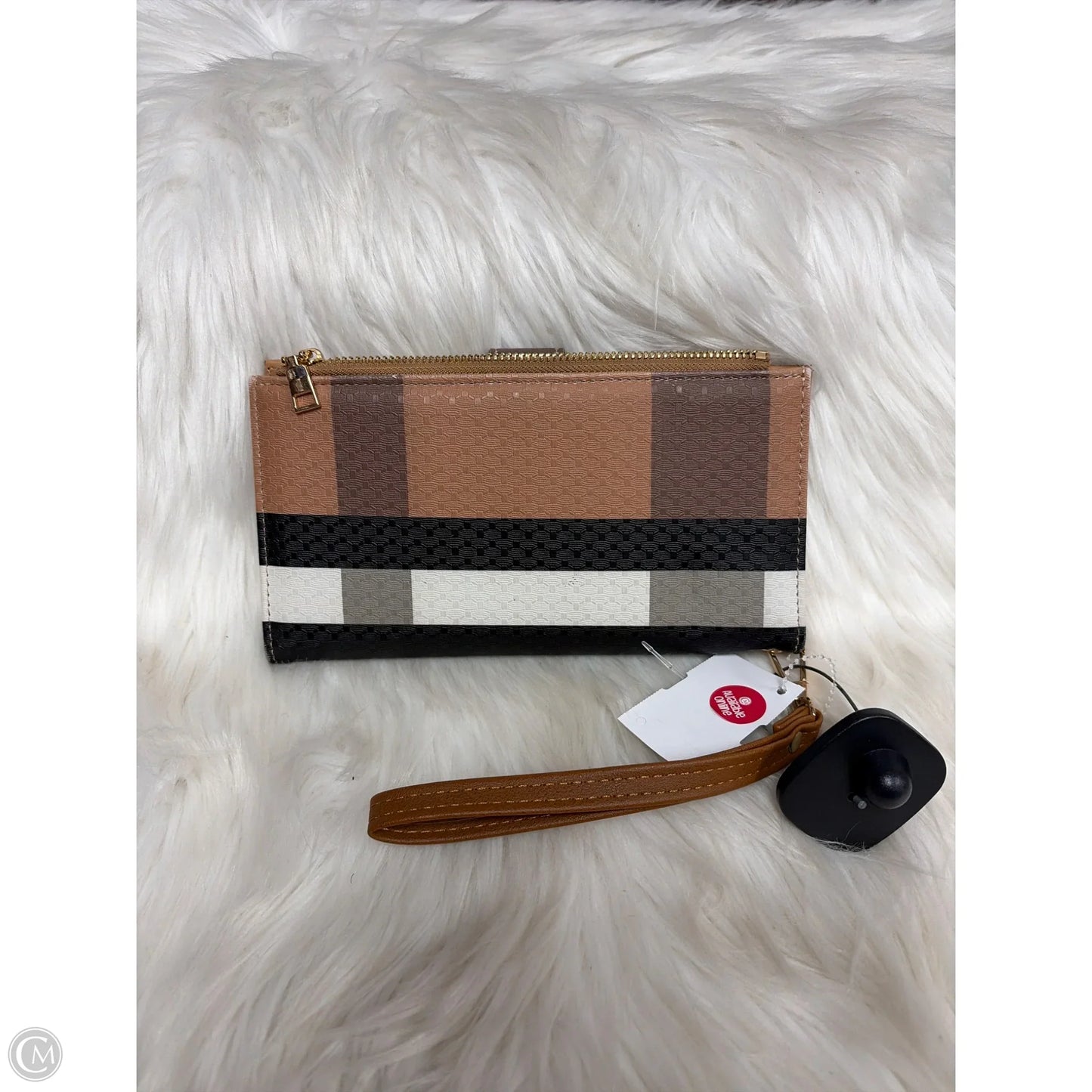 Wristlet By Cmf, Size: Small