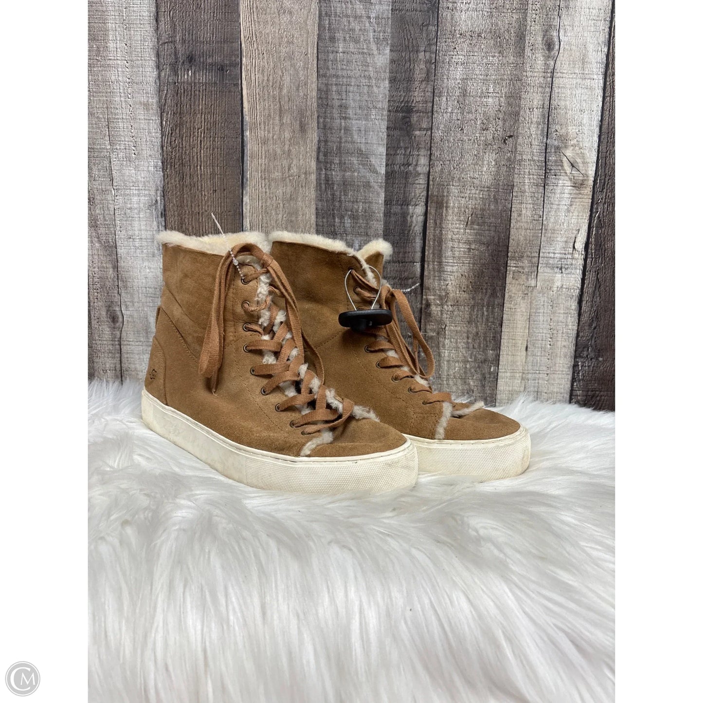 Shoes Designer By Ugg In Brown, Size: 11