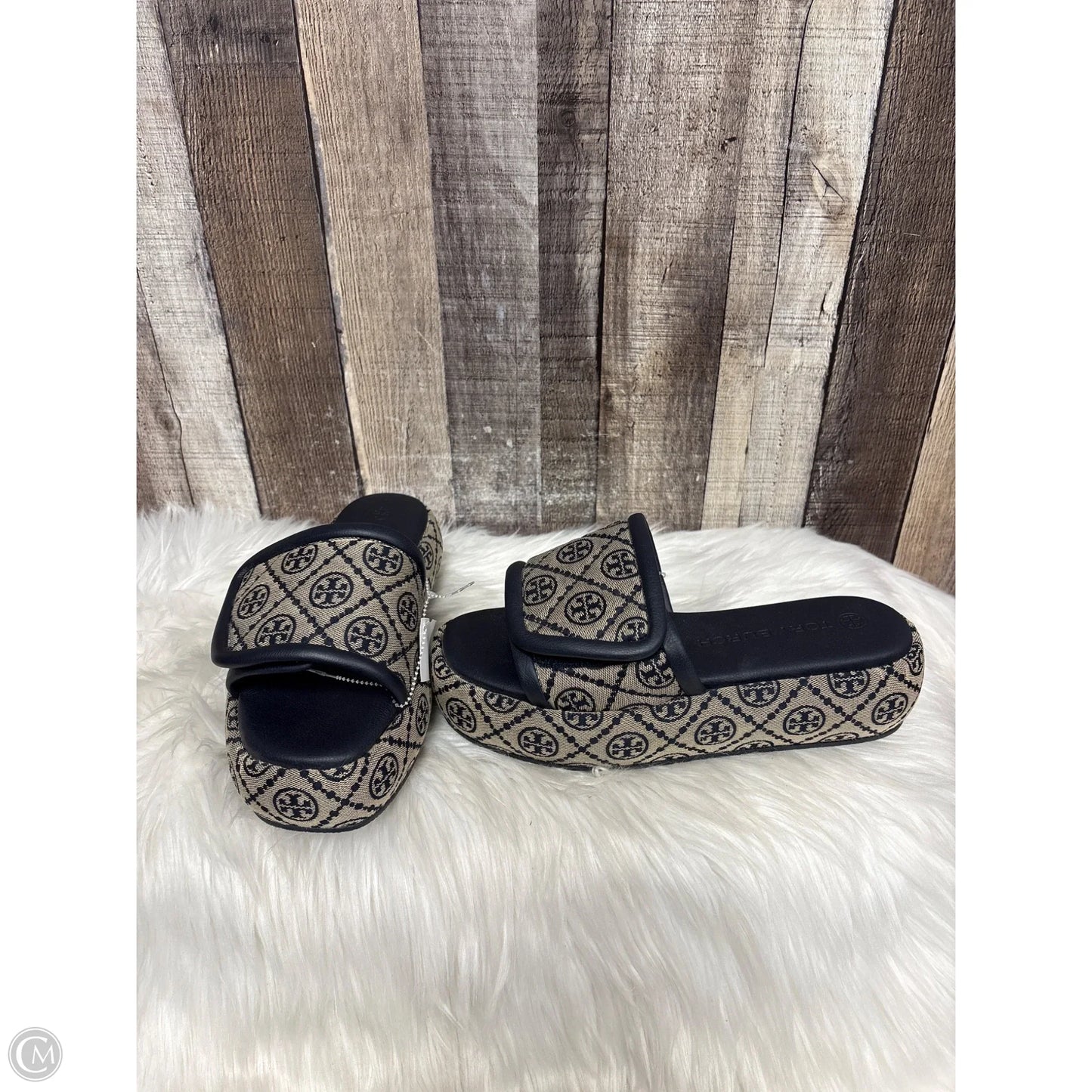 Sandals Designer By Tory Burch In Bronze, Size: 8.5