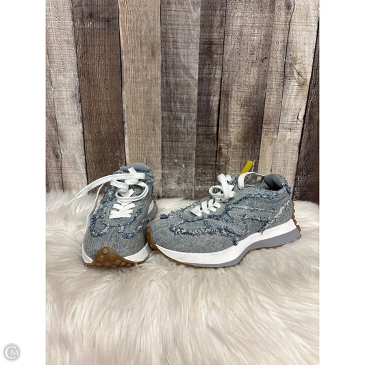 Shoes Sneakers By Steve Madden In Blue, Size: 6.5