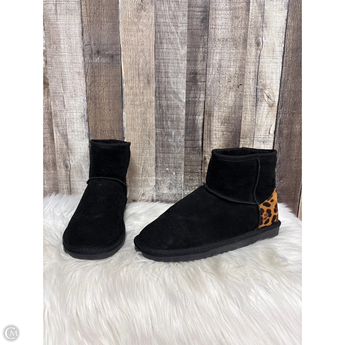 Boots Ankle Flats By Serra In Black, Size: 9