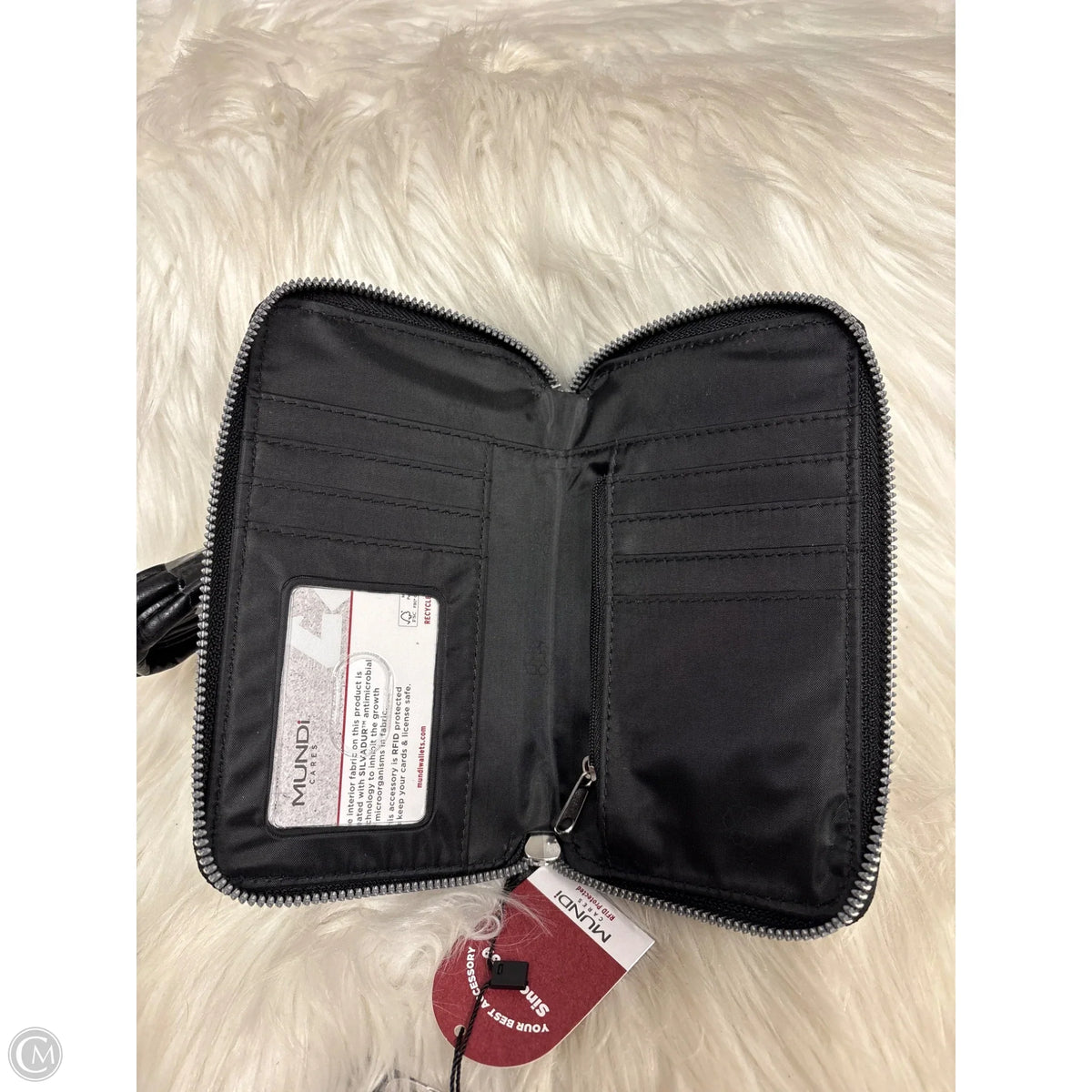 Crossbody By Cmf, Size: Small