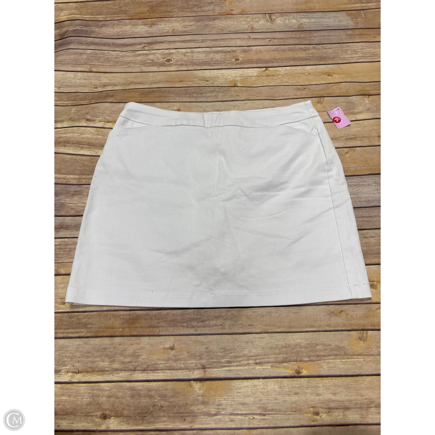 Skirt Mini & Short By Croft And Barrow In White, Size: 16