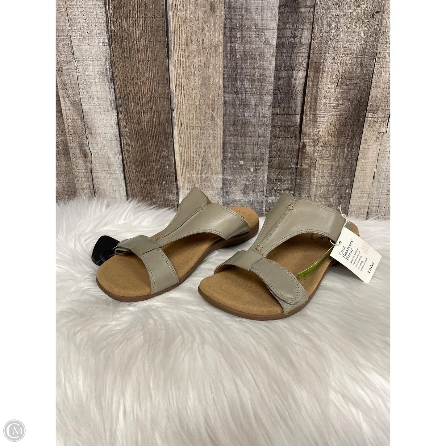 Sandals Flats By Taos In Taupe, Size: 7