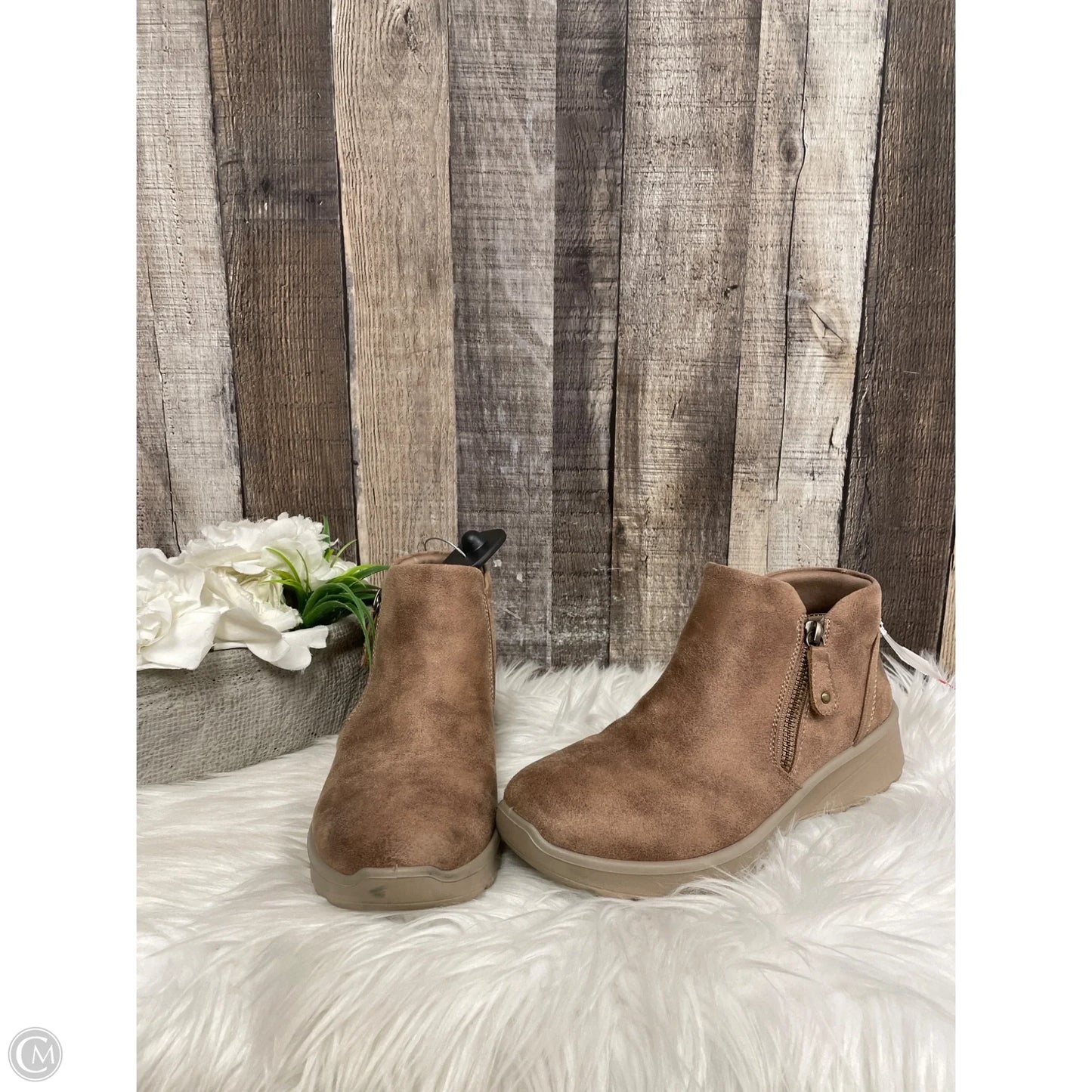 Boots Ankle Flats By Skechers In Tan, Size: 6