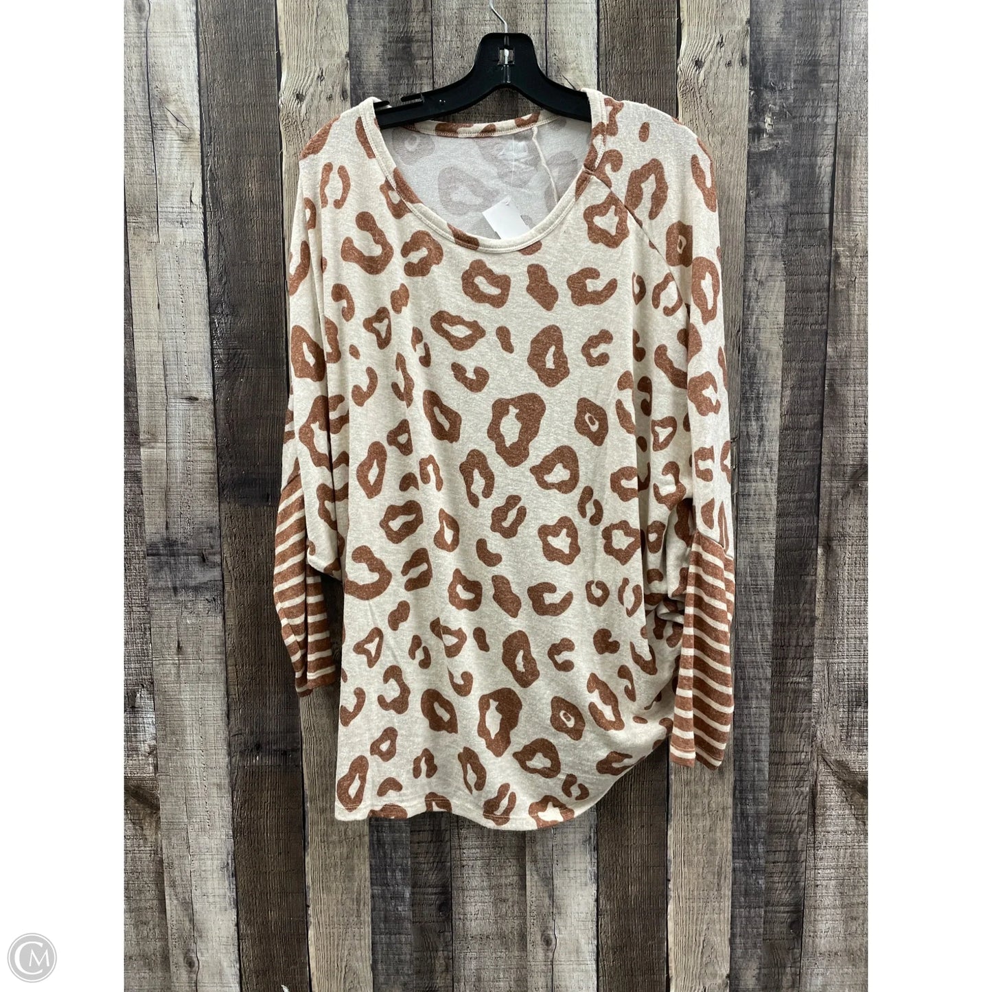 Top Long Sleeve By Maurices In Animal Print, Size: L