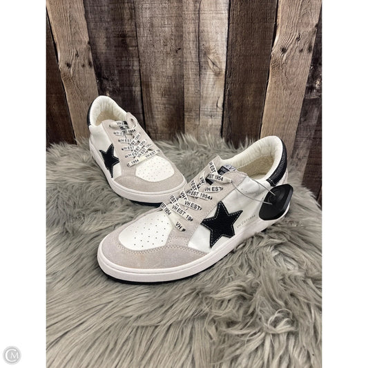 Shoes Sneakers By Vintage Havana In Black & White, Size: 9