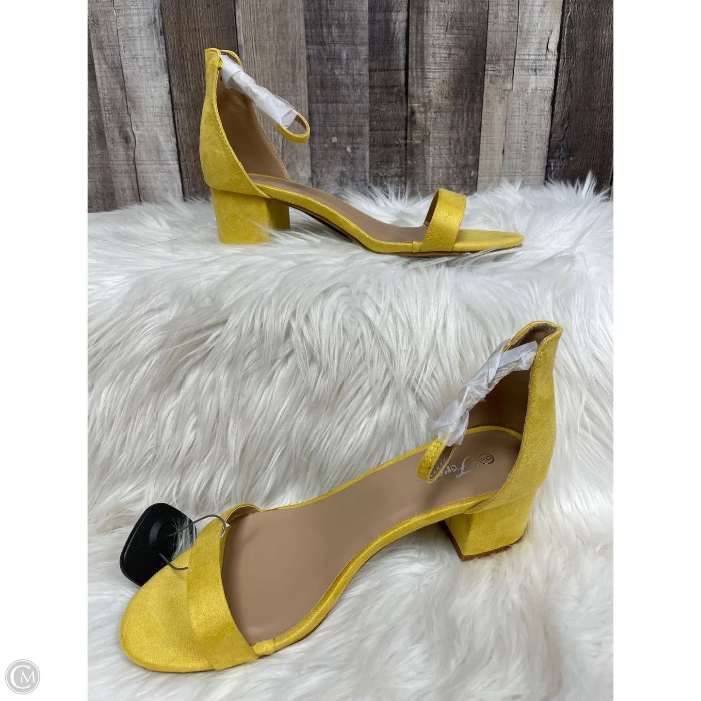 Sandals Heels Block By Forever In Yellow, Size: 9