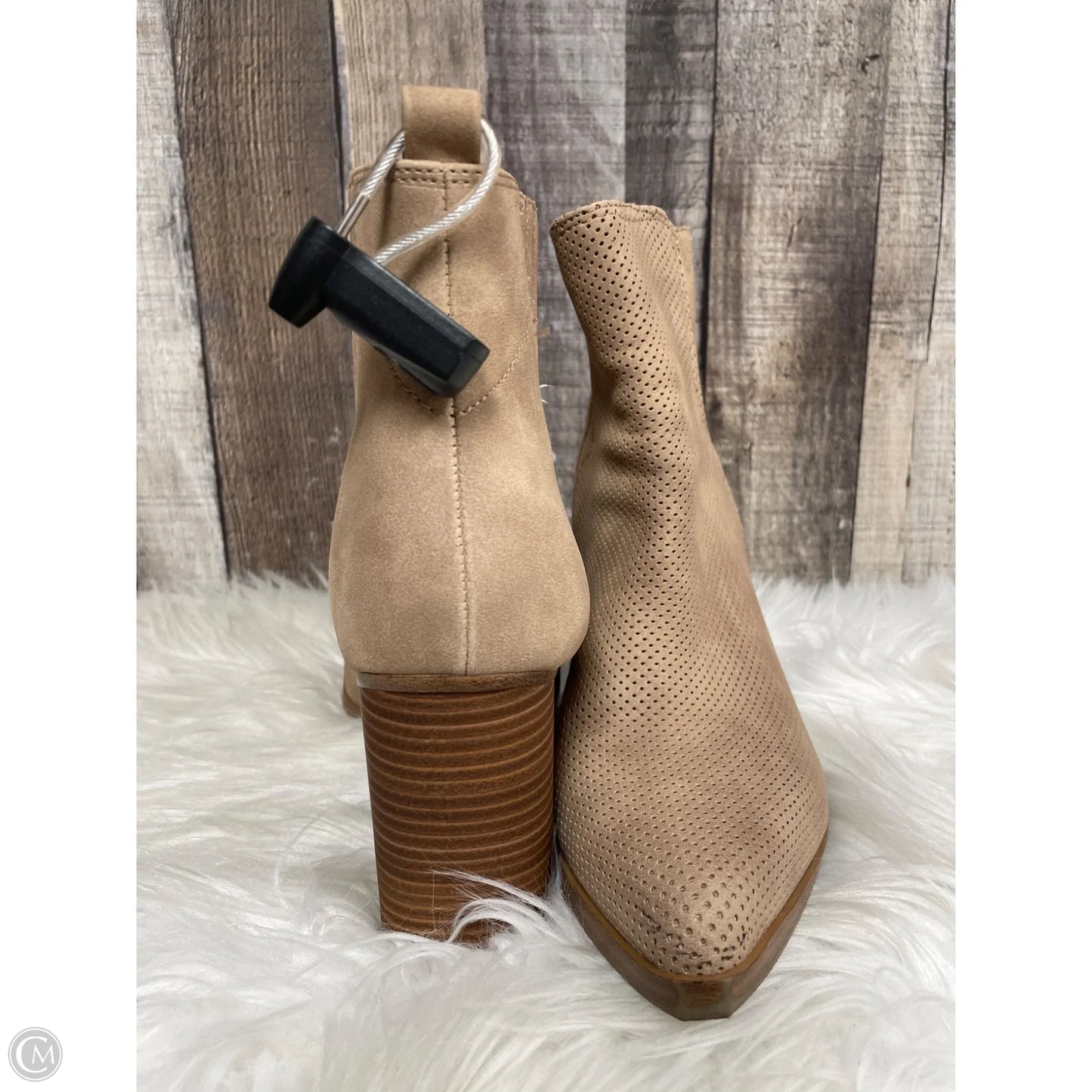 Boots Ankle Heels By Indigo In Tan, Size: 9.5