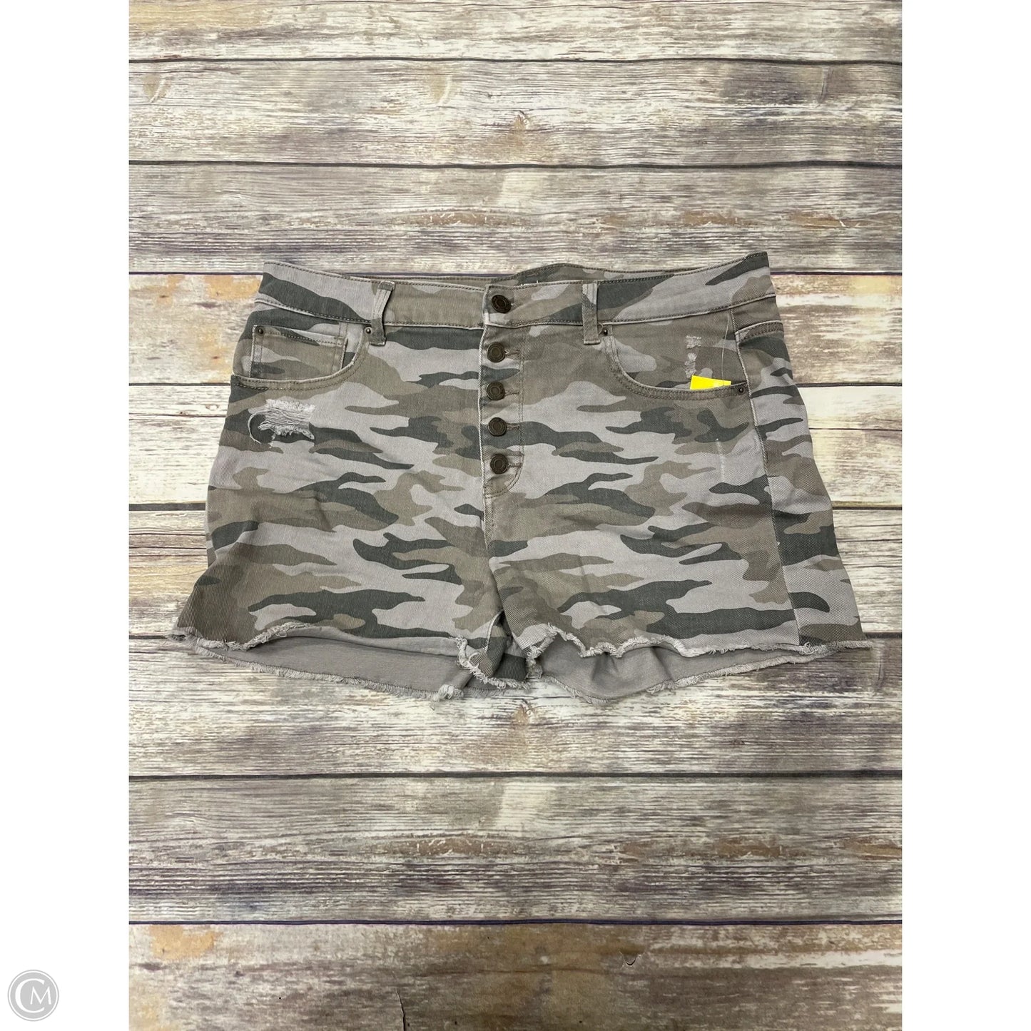 Shorts By Time And Tru In Camouflage Print, Size: 16