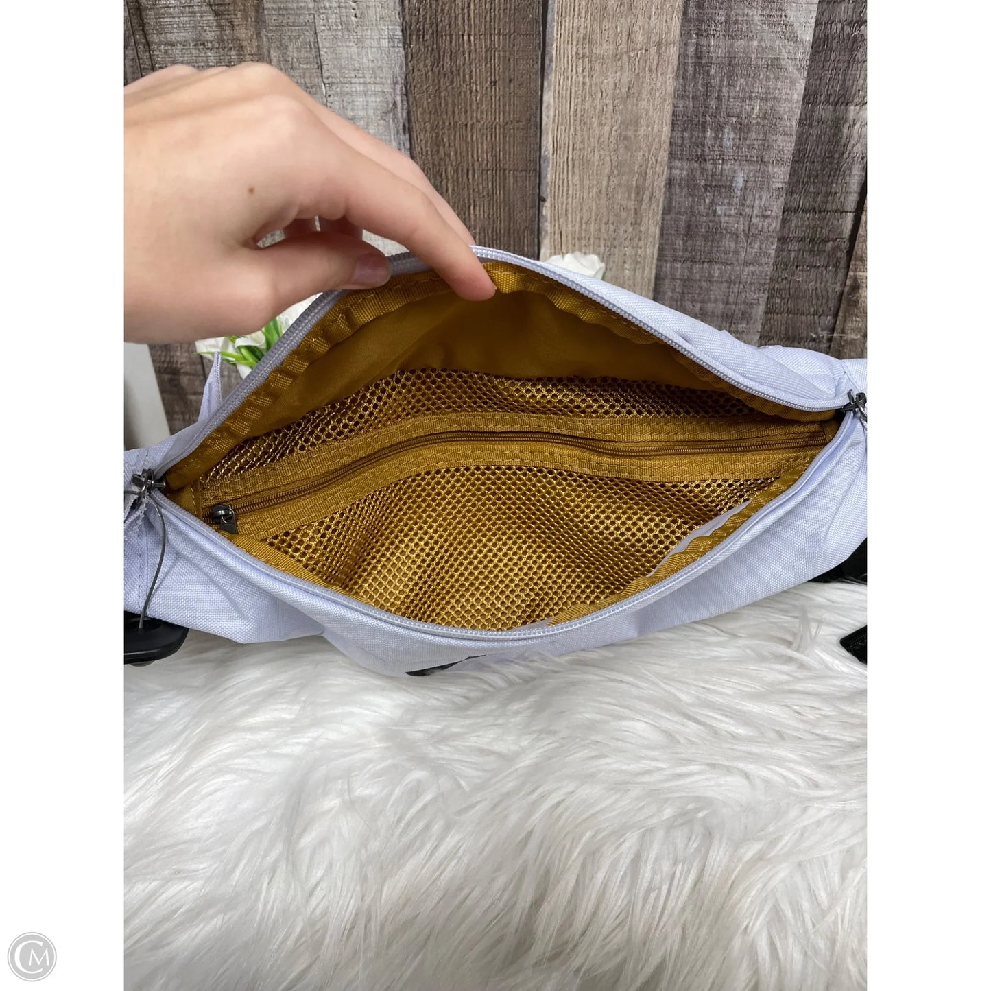 Belt Bag By Nike, Size: Large