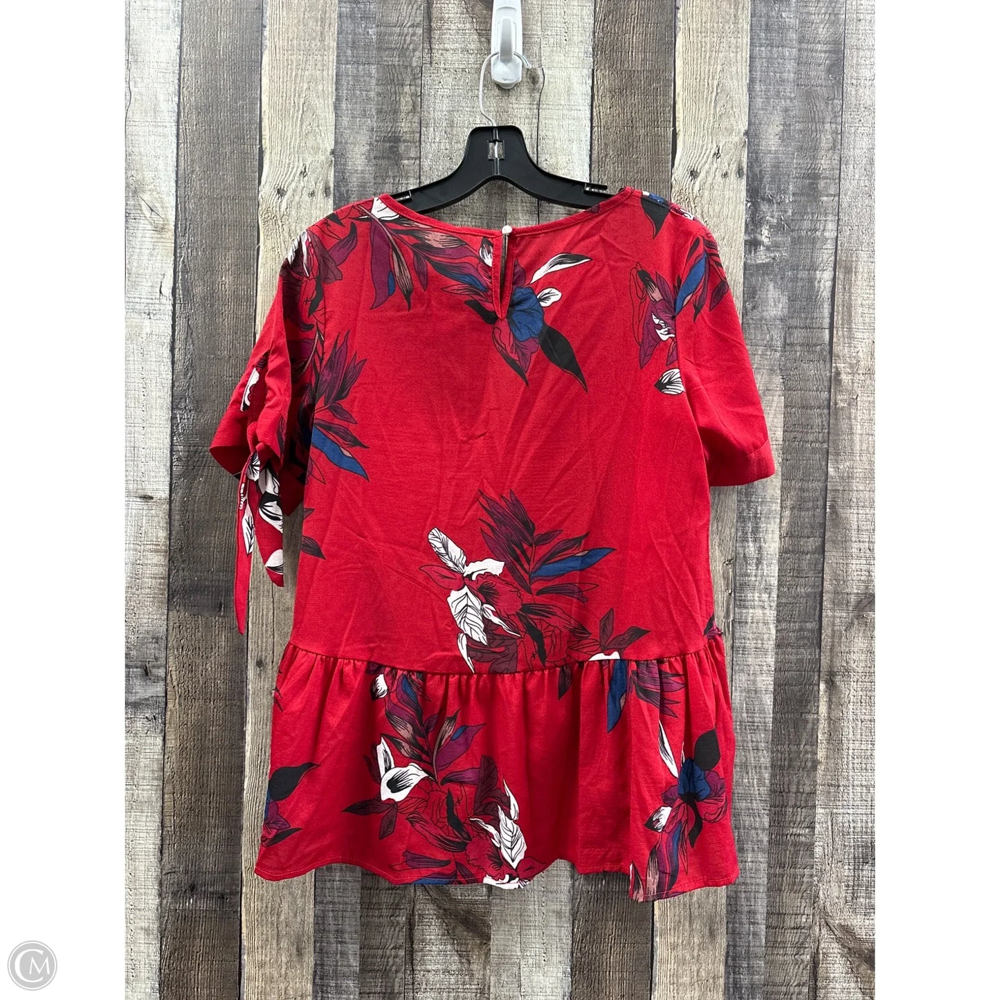 Top Short Sleeve By Cmf In Red, Size: M