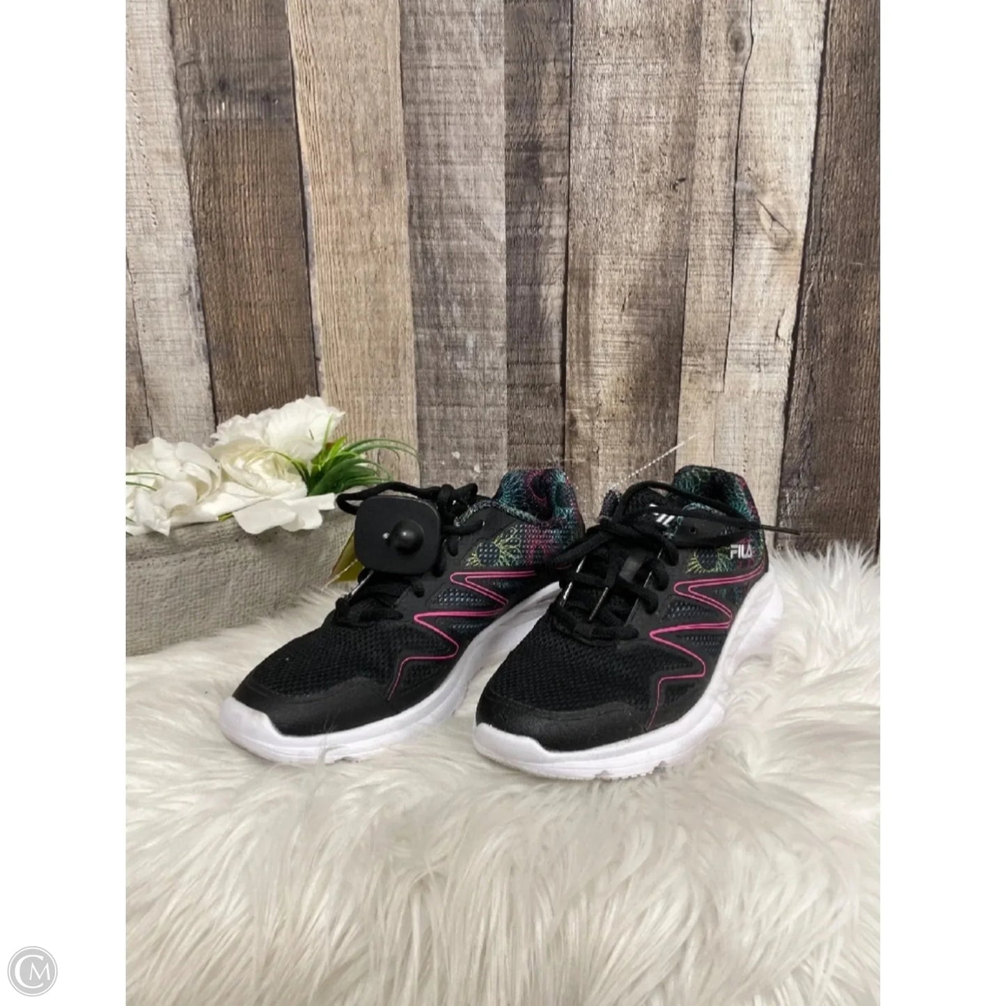 Shoes Athletic By Fila In Multi-colored, Size: 8