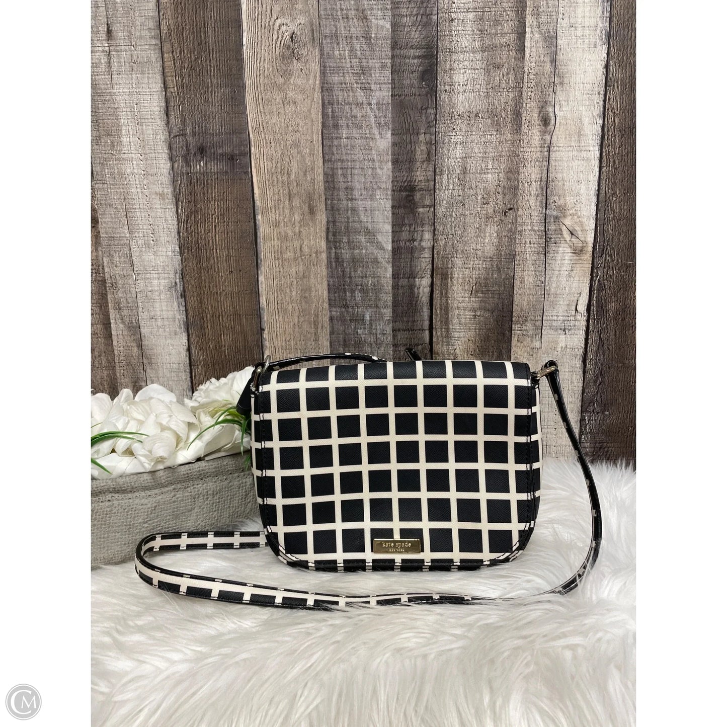 Crossbody Designer By Kate Spade, Size: Medium