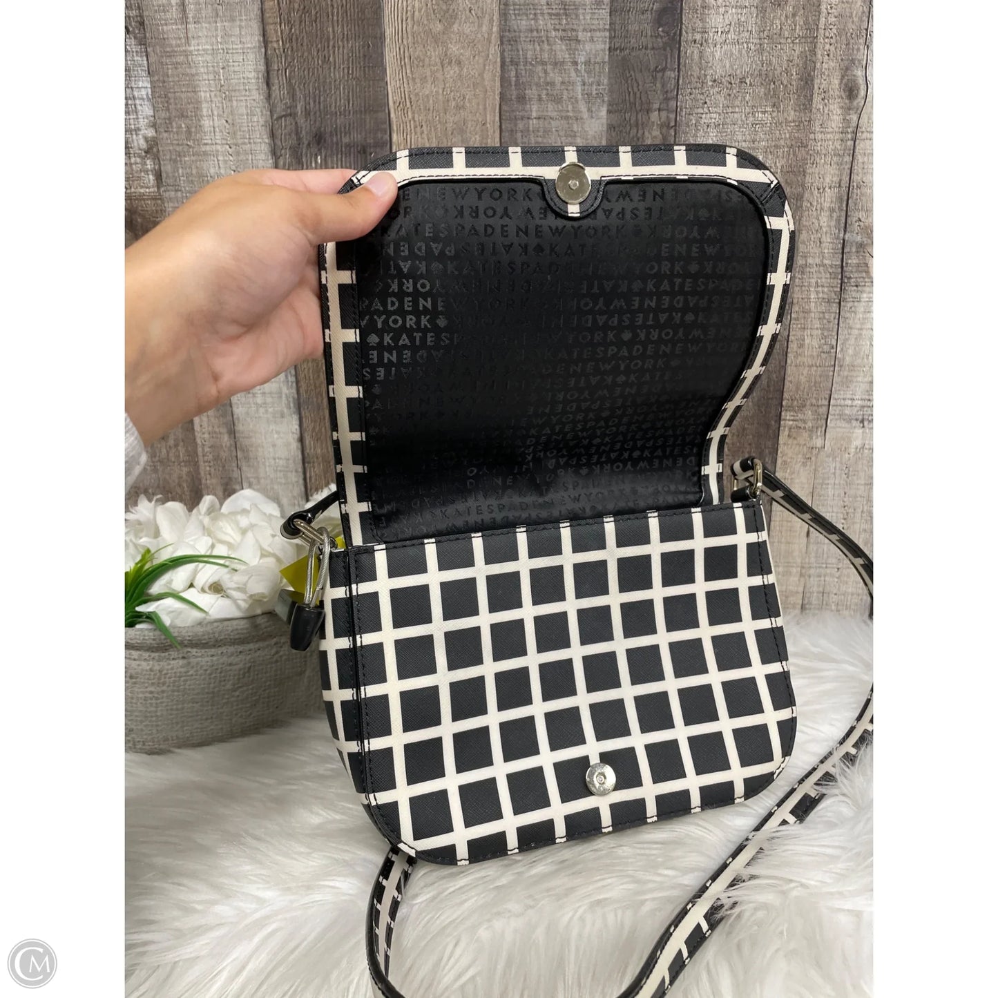 Crossbody Designer By Kate Spade, Size: Medium