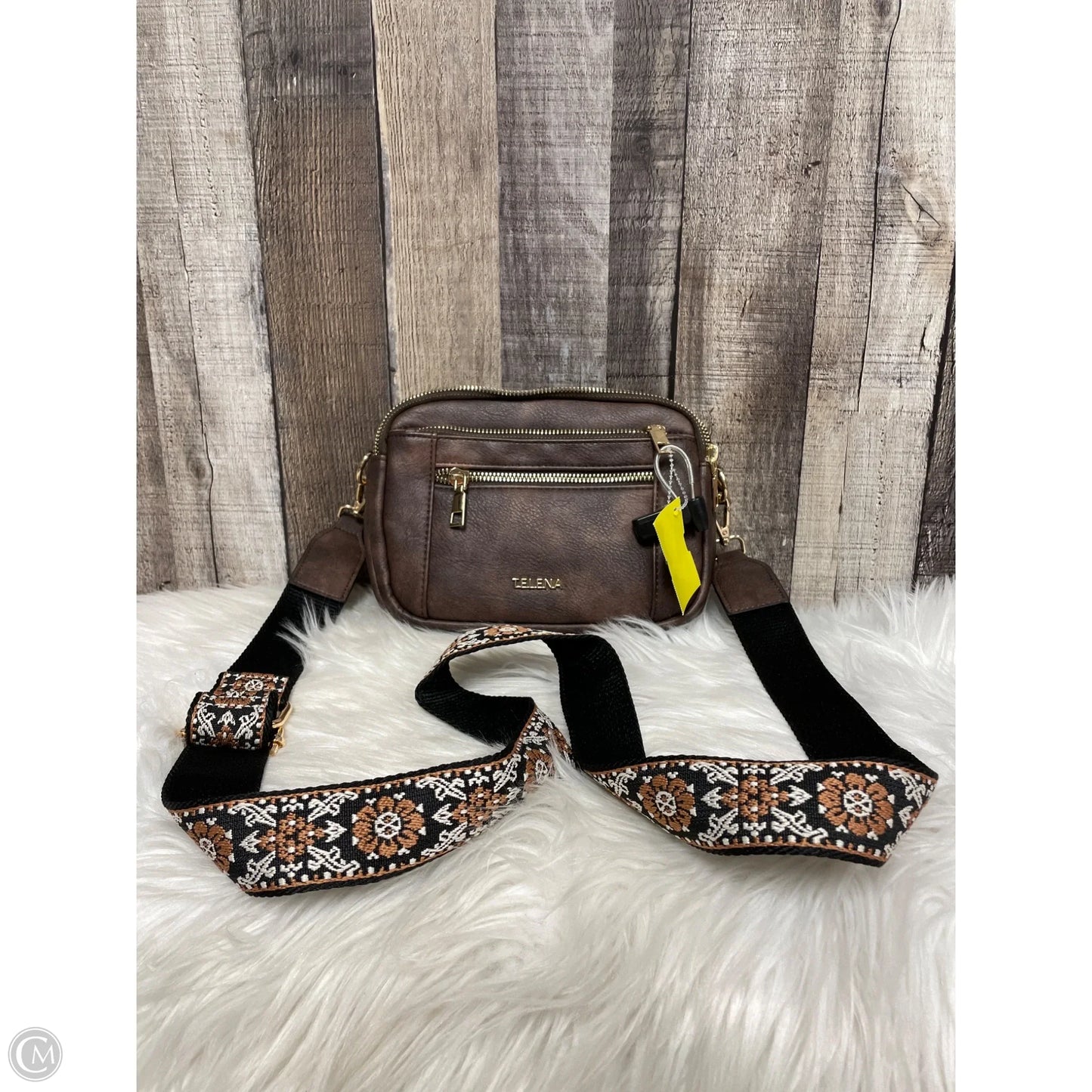 Crossbody By Cme, Size: Medium