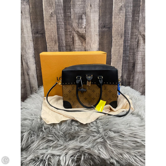 Handbag Luxury Designer By Louis Vuitton, Size: Medium