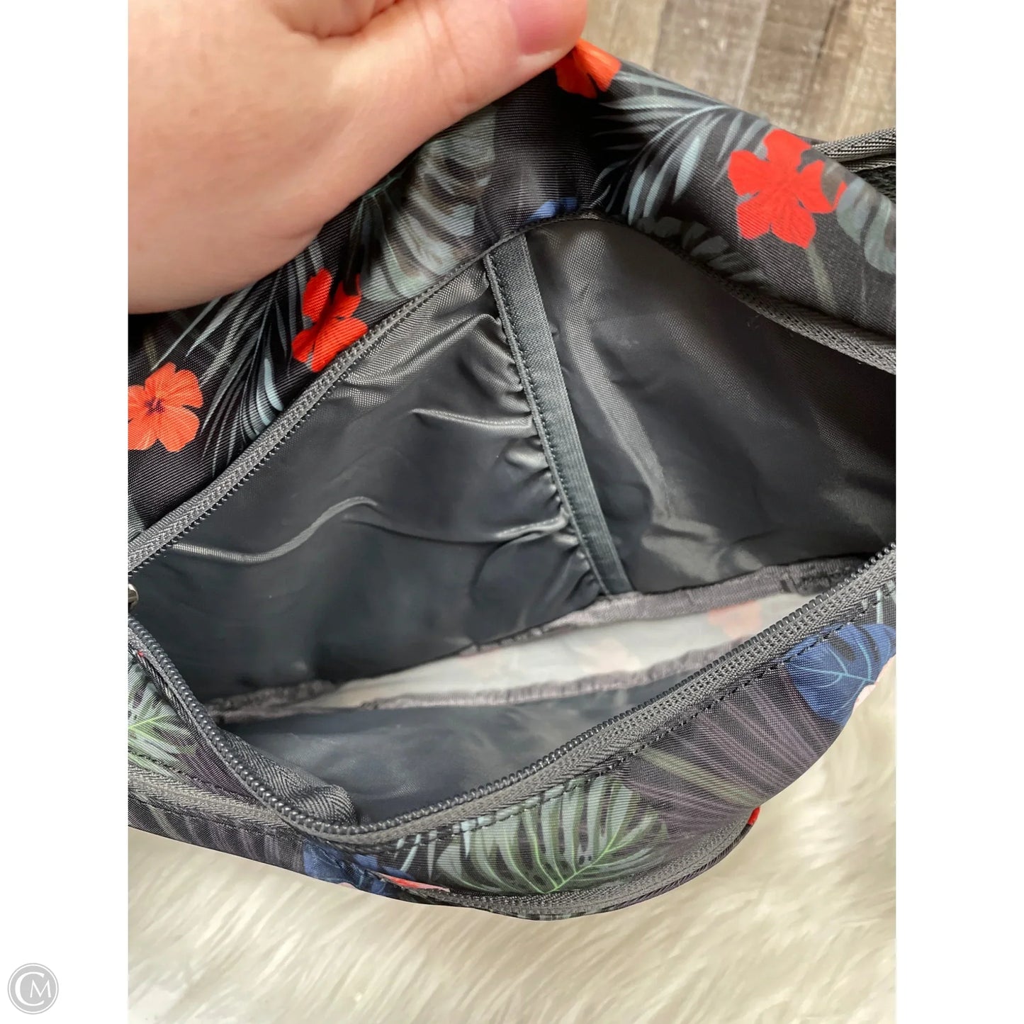 Crossbody By Cme, Size: Medium