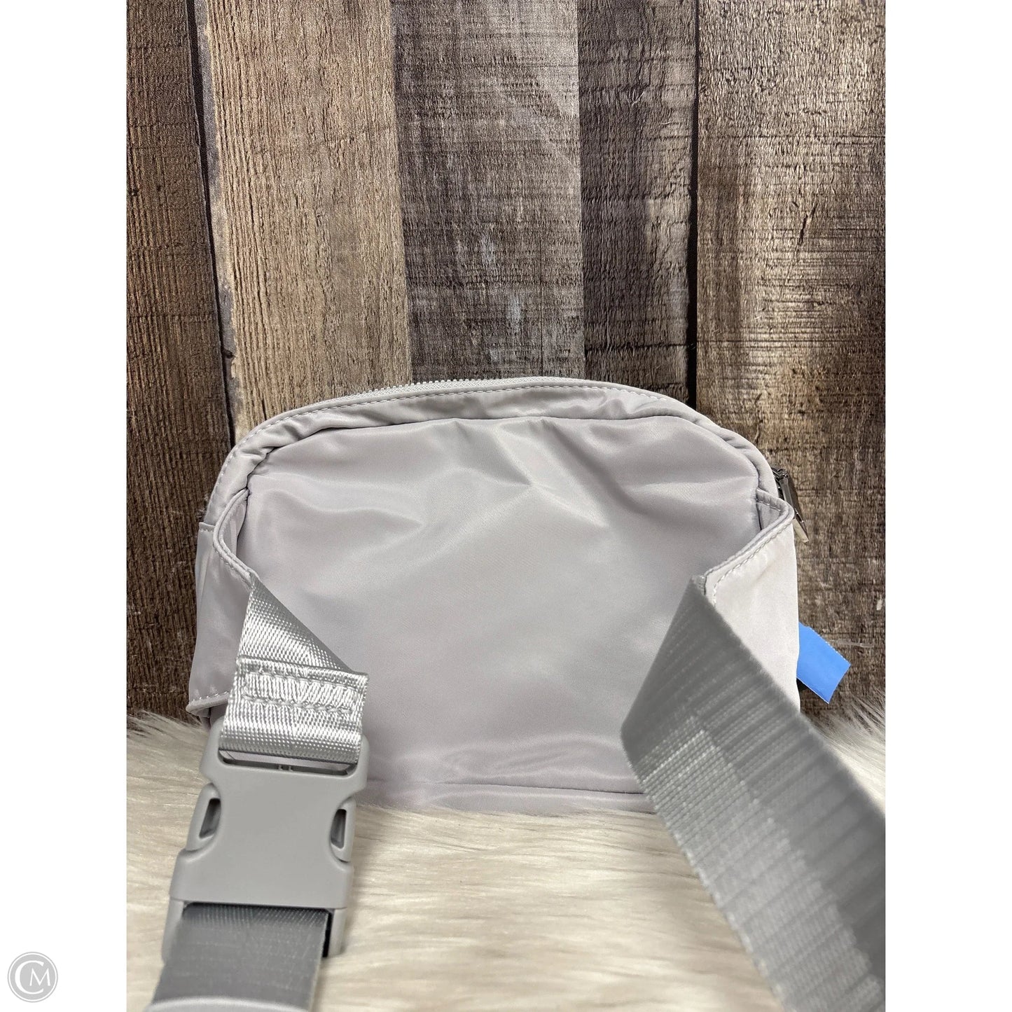 Belt Bag By Cmf, Size: Medium