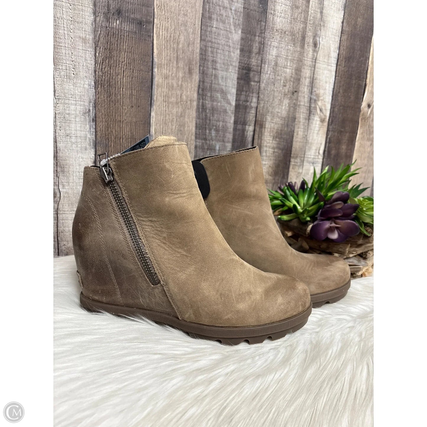 Boots Ankle Flats By Sorel In Brown, Size: 9