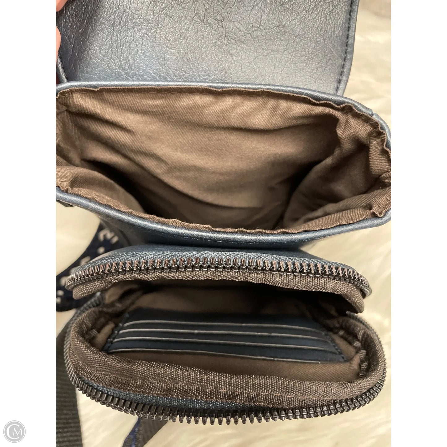 Crossbody By Cme, Size: Small