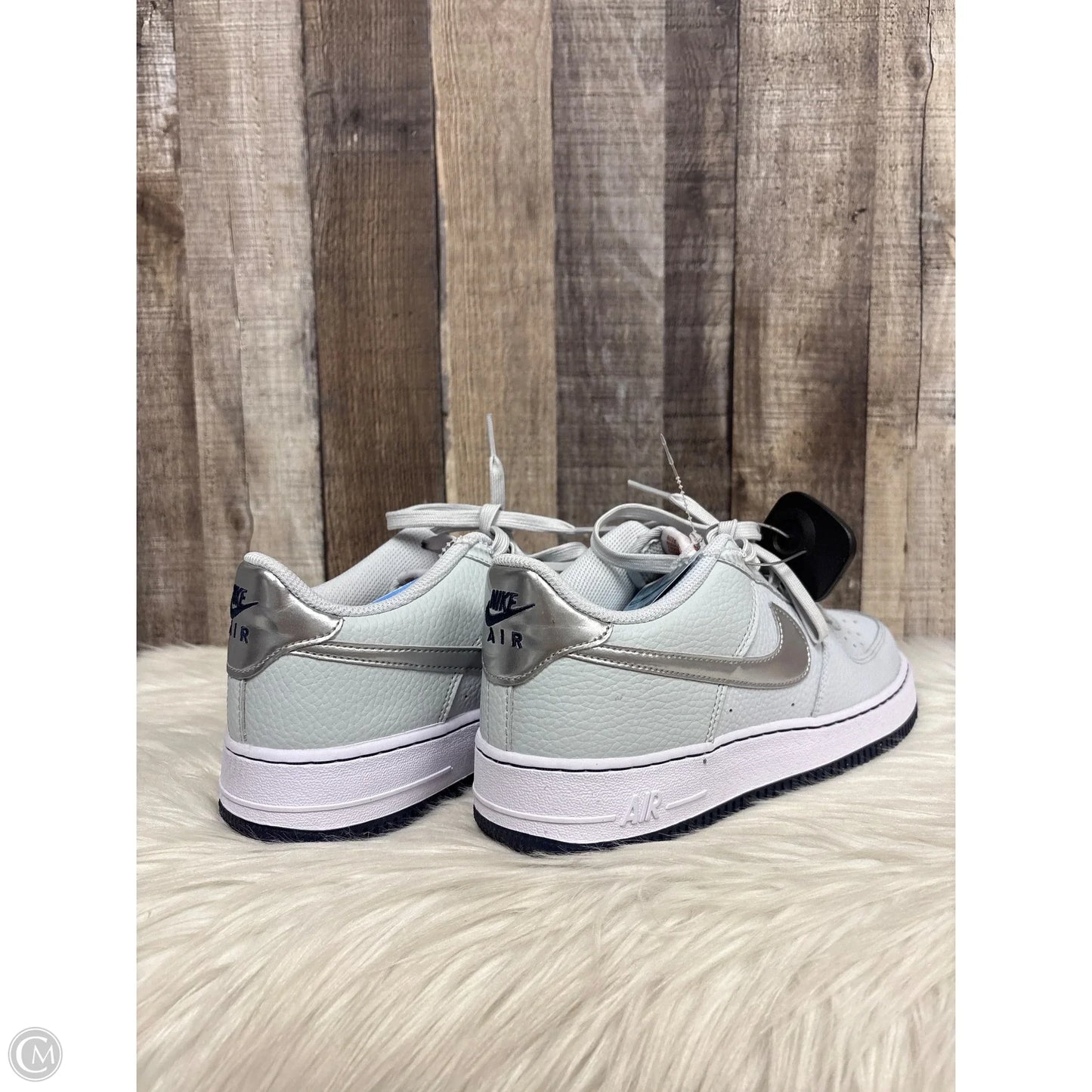 Shoes Athletic By Nike In Green, Size: 8.5