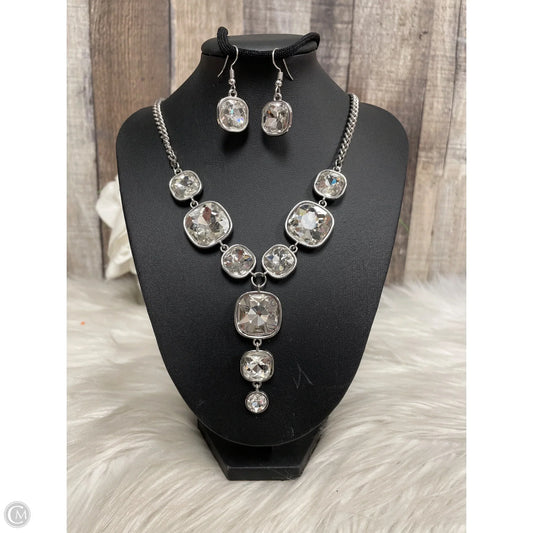 Necklace Set By Paparazzi, Size: 02 Piece Set