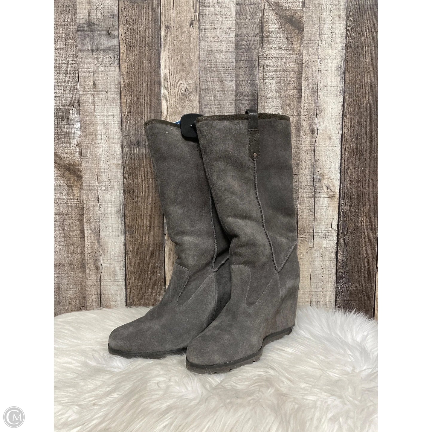 Boots Designer By Ugg In Grey, Size: 11
