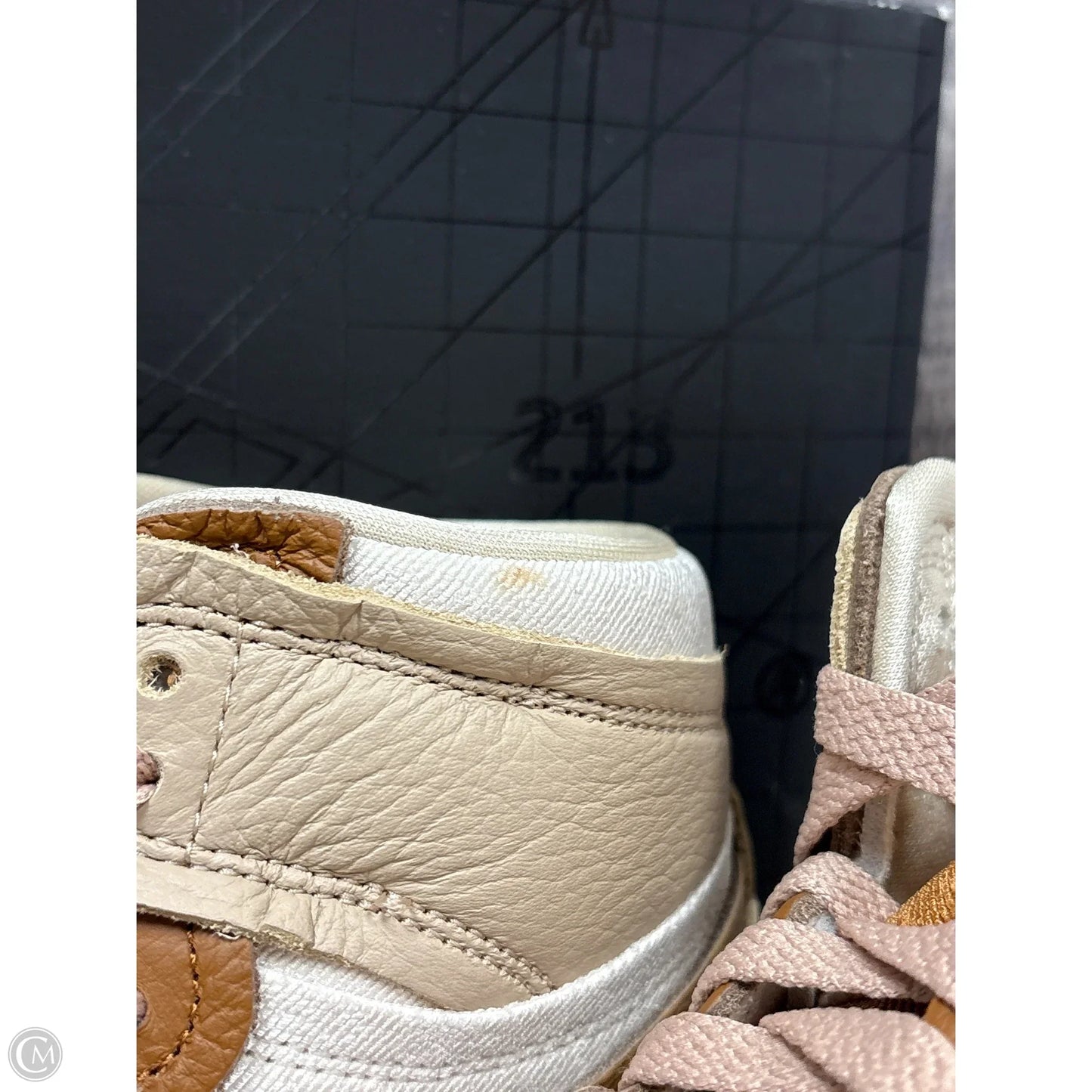 Shoes Athletic By Nike In Tan, Size: 6