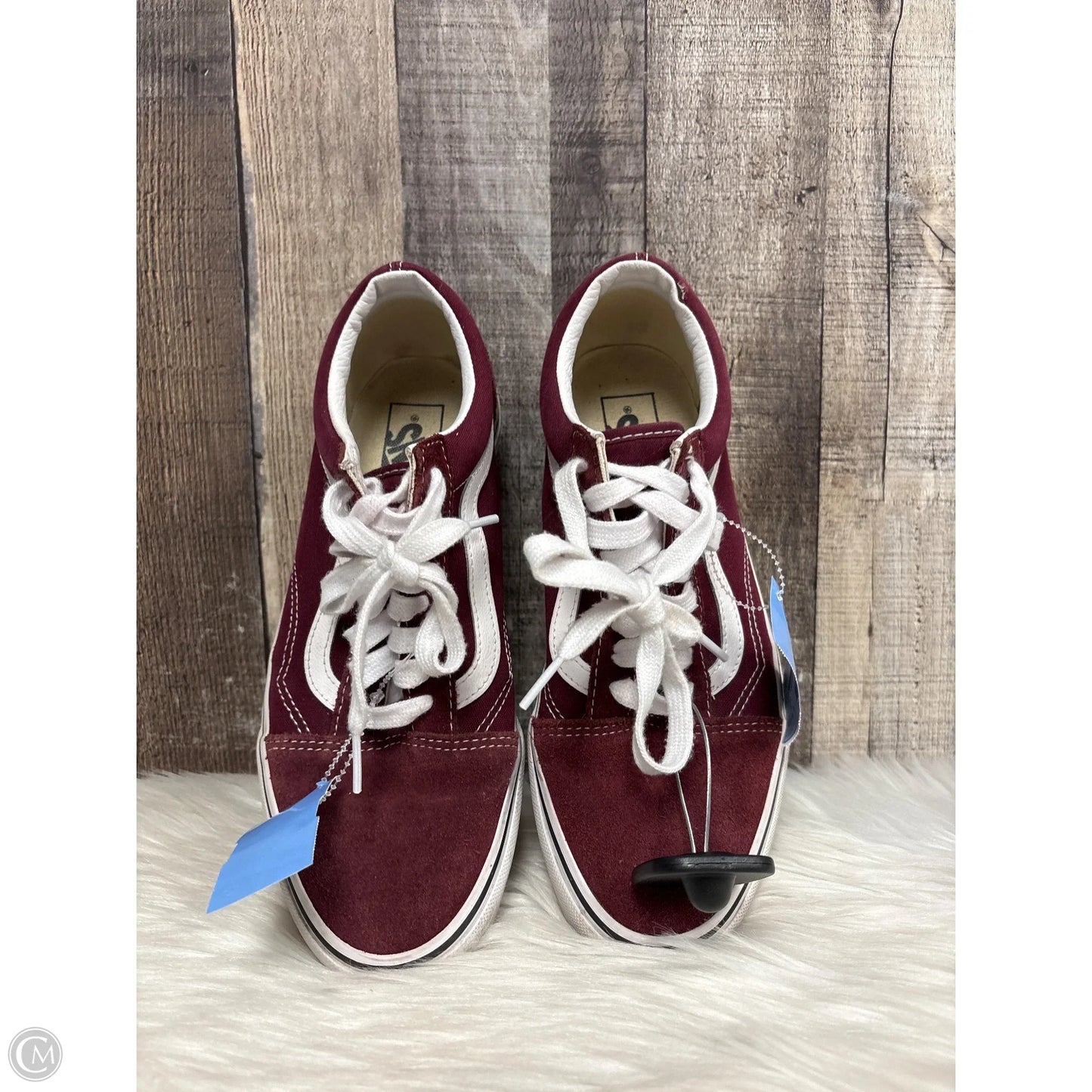 Shoes Sneakers By Vans In Maroon, Size: 9.5