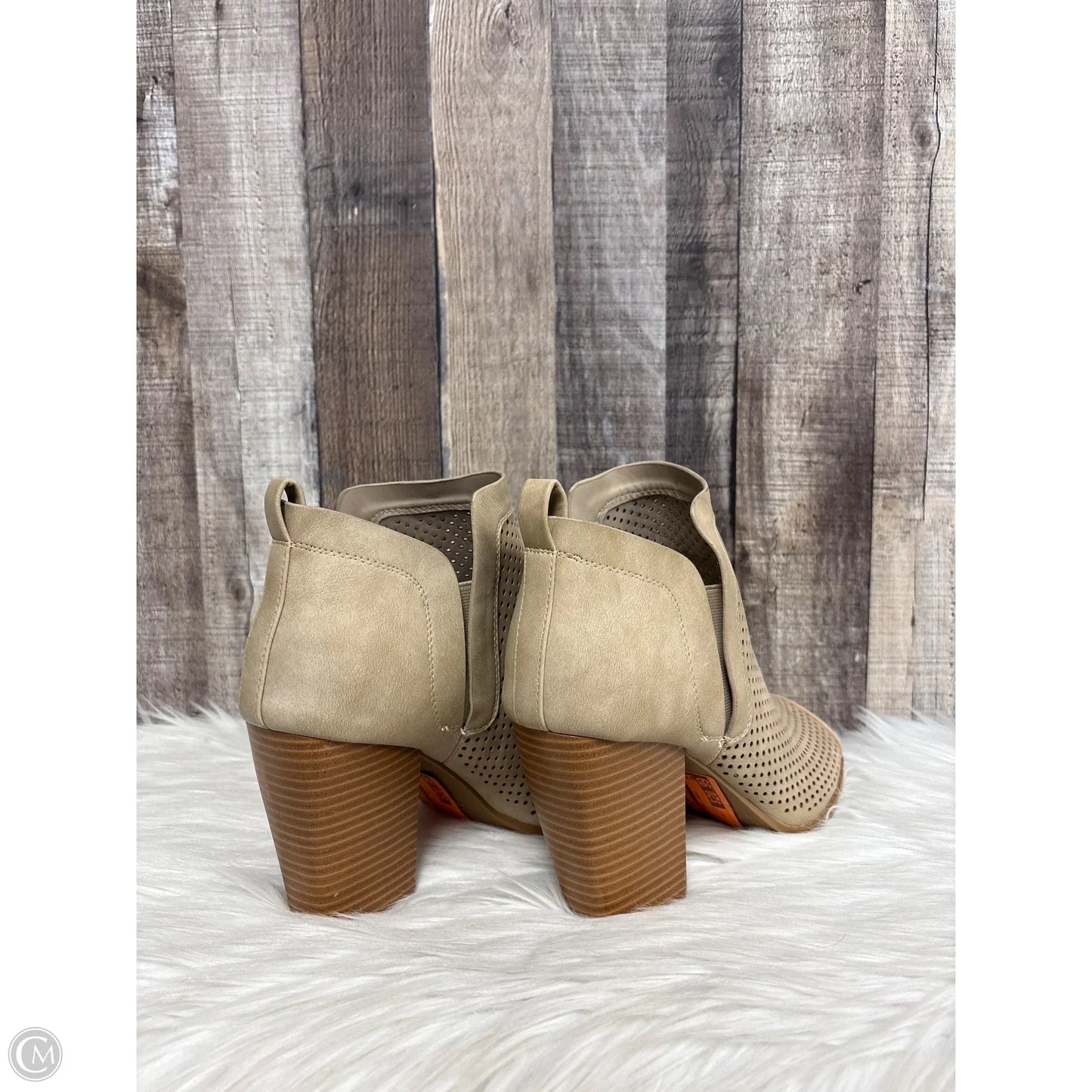 Boots Ankle Heels By Qupid In Tan, Size: 10